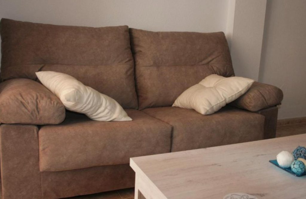 ¿Qué son los rellenos de sofas baratos?插图