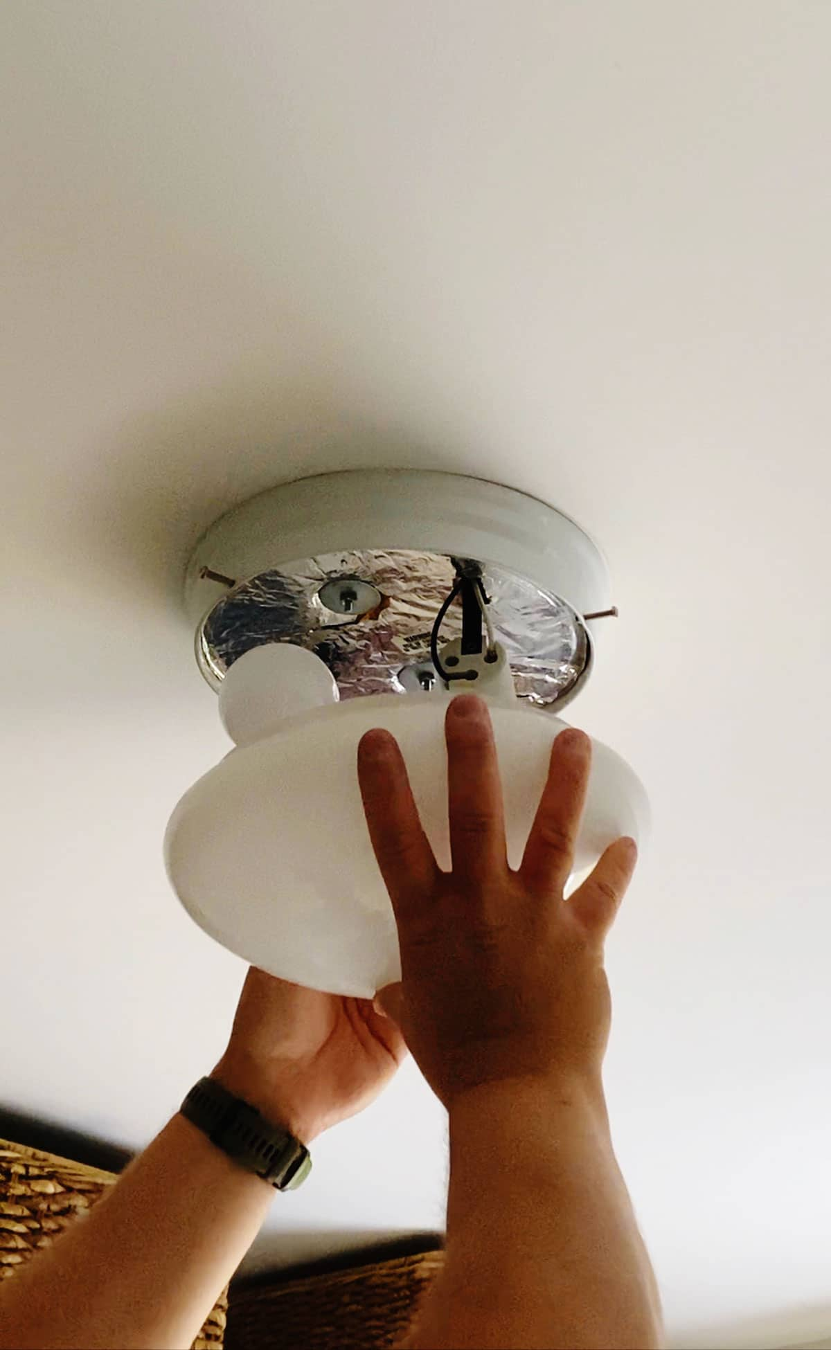 how to change ceiling light