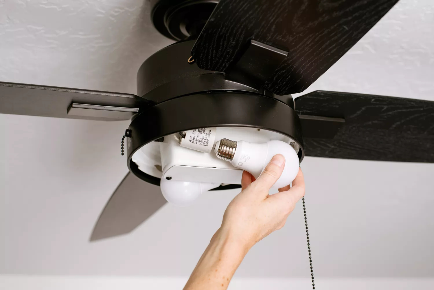 how to replace a light with a ceiling fan