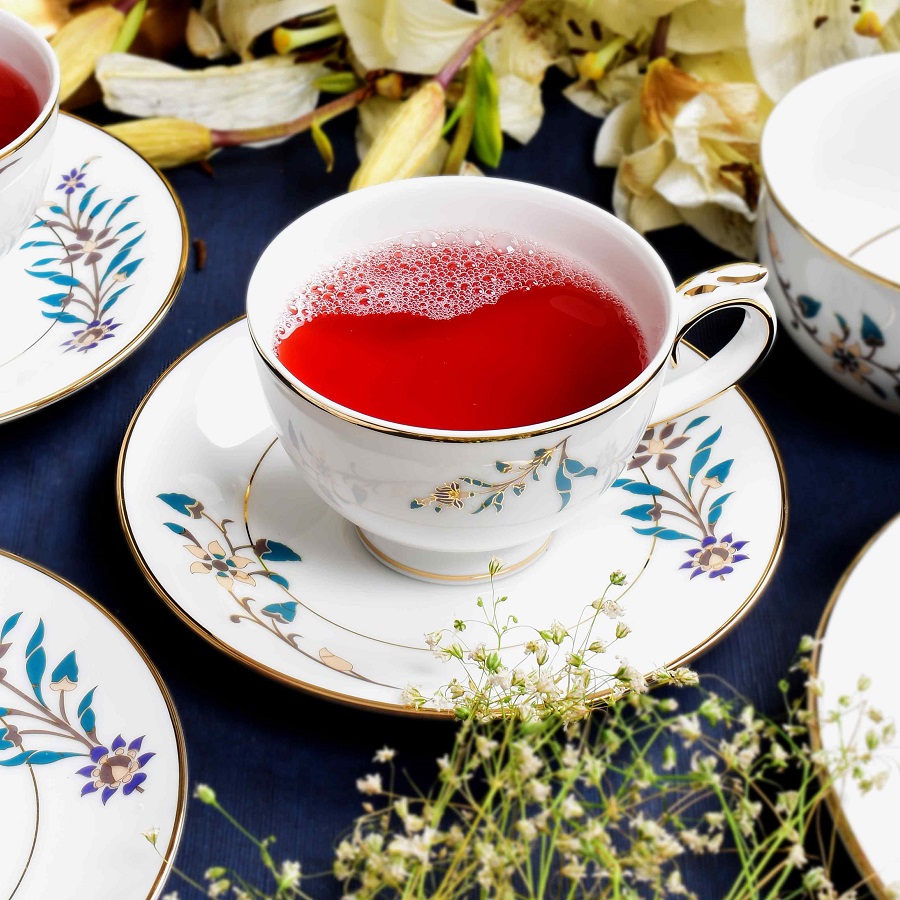 Exploring the Art of Tea: How to Choose the Perfect Tea Cup