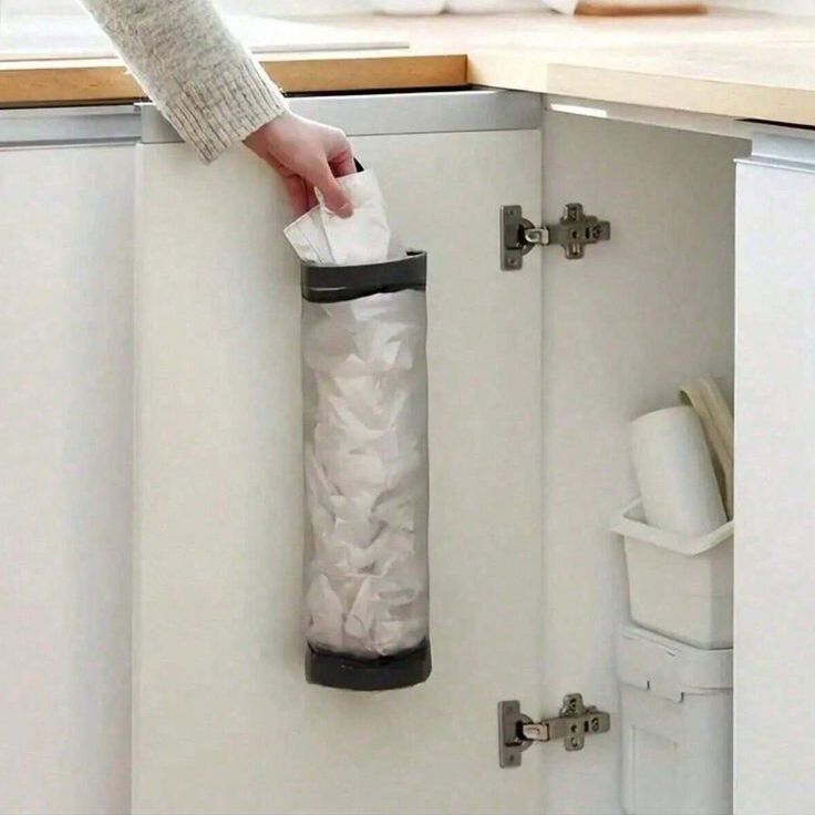 Garbage bag rack