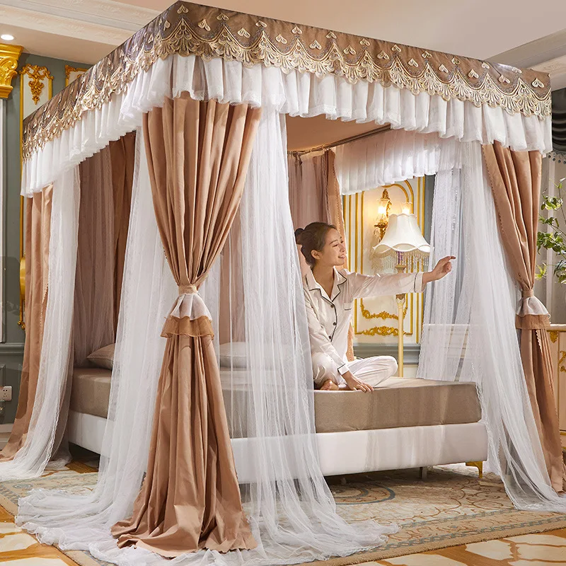 canopy-bed-curtain