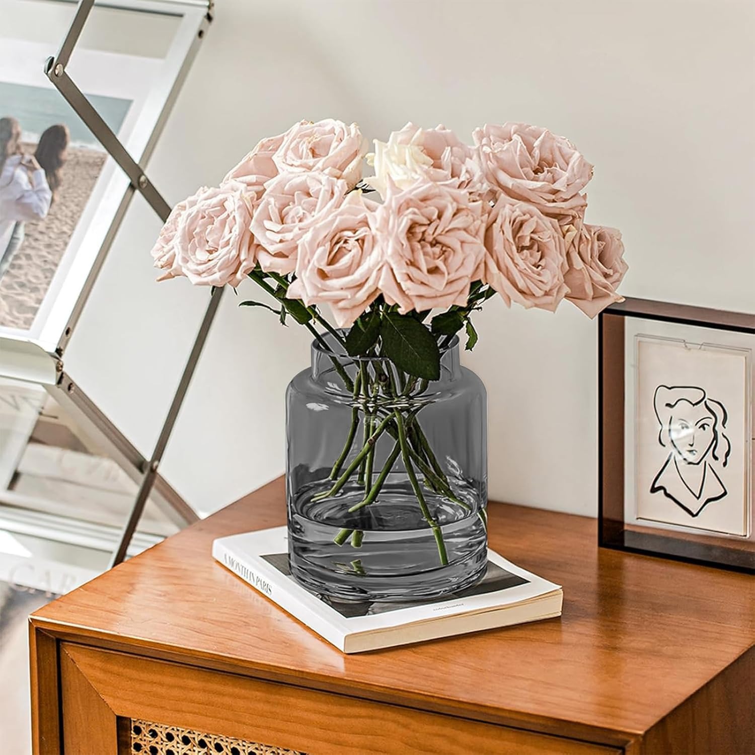 tulip vase